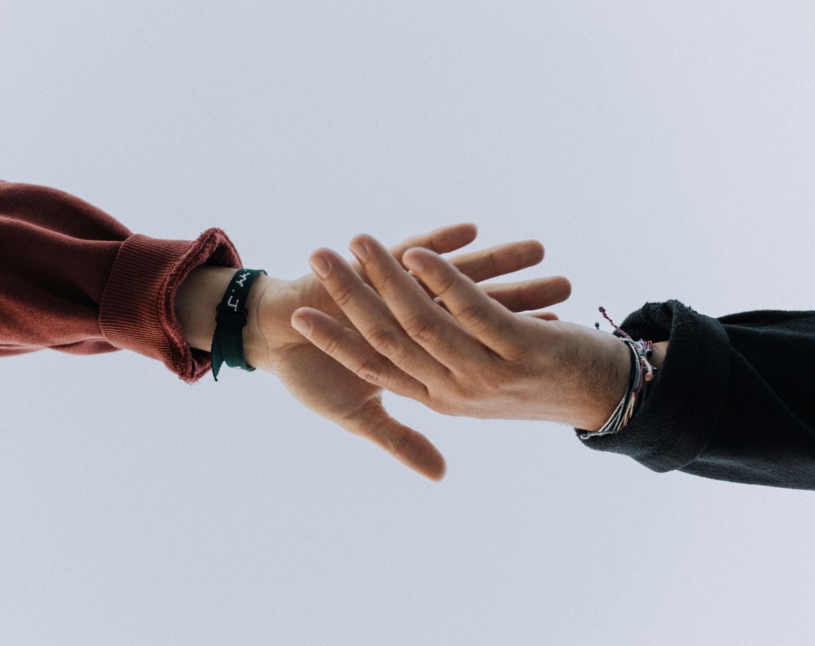 Y és Z generációs különbségek a segítségkérés témakörében